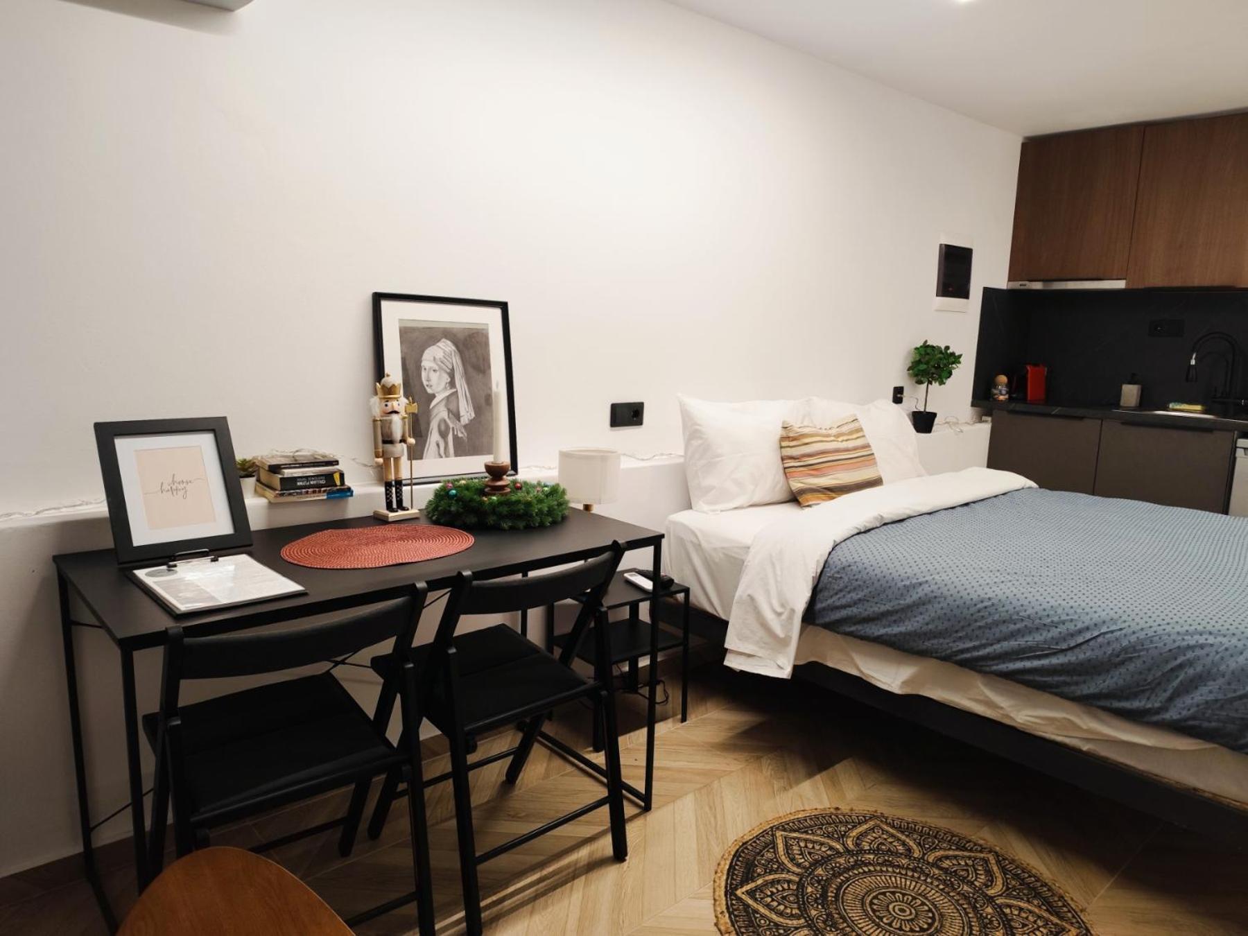 Down Town Luxurious 7 Apartment Alexandroupoli